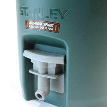 画像をギャラリービューアに読み込む, 美品 
スタンレー(STANLEY) スタンレー STANLEY ウォータージャグ 3.8L 01937-005 グリーン