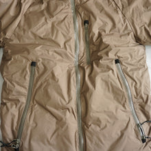 画像をギャラリービューアに読み込む, 入手困難 ナンガ(NANGA) オーロラダウンジャケット サイズM メンズ ダウンジャケット COYOTE 直営店舗・公式サイト限定カラー