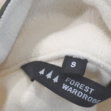 画像をギャラリービューアに読み込む, 美品 
 フリースジャケット FW1800501 FOREST WARDROBE ブルゾン
 オフホワイト レディース