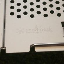 画像をギャラリービューアに読み込む, 美品 
 スノーピーク【snow peak】 オゼンライト SLV-171 テーブル・チェア