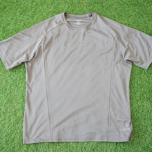 画像をギャラリービューアに読み込む, 美品 
 パタゴニア【patagonia】 Tシャツ Tシャツ・カットソー
 カーキ メンズ