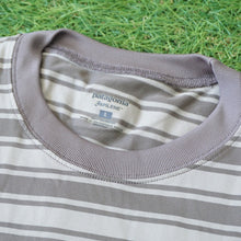画像をギャラリービューアに読み込む, 美品 
 パタゴニア【patagonia】 ボーダーTシャツ Tシャツ・カットソー
 グレー×ホワイト メンズ