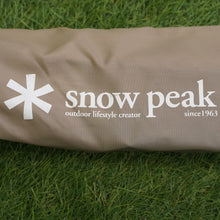 画像をギャラリービューアに読み込む, 新品同様 
 スノーピーク【snow peak】 ガビングスタンド DB-011BG テーブル・チェア
 ベージュ