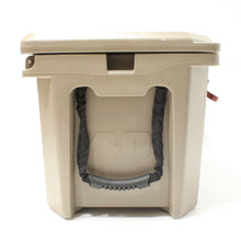 画像をギャラリービューアに読み込む, スノーピーク（snow peak） ハードロッククーラー 40QT [容量38L] UG-302GY 中古
 送料無料