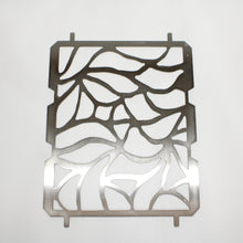 画像をギャラリービューアに読み込む, 新品同様 
 JACOB　フラットバーナー五徳 (唐草) シルバー