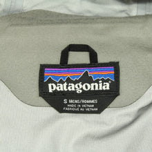 画像をギャラリービューアに読み込む, 美品 
パタゴニア（patagonia） トレントシェル 3L ジャケット 85240 メンズ S イエロー 古着