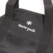 画像をギャラリービューアに読み込む, スノーピーク（snow peak） Pack &amp; Carry Fireplace Mini Pouch　ミニポーチ 焚火台ケース型 PG-AC-21SU802 未使用品