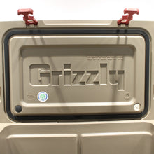 画像をギャラリービューアに読み込む, スノーピーク（snow peak） ハードロッククーラー 40QT [容量38L] UG-302GY 中古
 送料無料