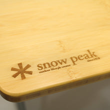 画像をギャラリービューアに読み込む, スノーピーク（Snow Peak） ワンアクションテーブル竹 LV-010TR 中古
 送料無料