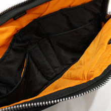 画像をギャラリービューアに読み込む, 美品 
ポーター（PORTER） TANKER DOCUMENT CASE/クラッチバッグ/PCバッグ 622-76500