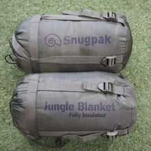 画像をギャラリービューアに読み込む, 美品 Snugpak(スナグパック)   ジャングルトラベル ブランケット 　オリーブ　寝袋・寝具　軽量　防災　キャンプ　丸洗い可