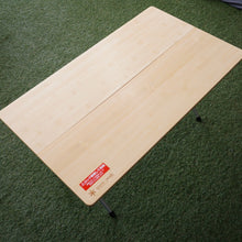 画像をギャラリービューアに読み込む, 新品同様  スノーピーク（snowpeak） ワンアクションローテーブル竹 LV-100T テーブル・チェア　人気のロースタイル