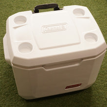 画像をギャラリービューアに読み込む, 美品  コールマン（Coleman） ホイールクーラー50QT クーラー・保温　ホワイト　47L　軽々運搬