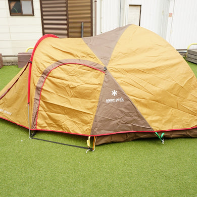美品  スノーピーク（snowpeak） アメニティドームS SDE-002R 2〜3人 ドームテント　キャンプテント　定番　ソロでも