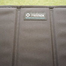 画像をギャラリービューアに読み込む, 美品  ヘリノックス（Helinox） テーブルワン ハードトップ 1822171 テーブル・チェア　軽量　折り畳みテーブル　コンパクト