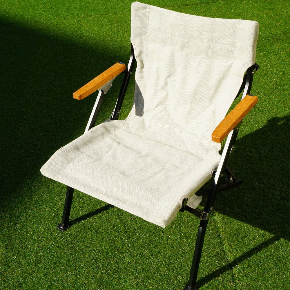 美品  スノーピーク（snowpeak） ローチェアショートアイボリー LV-093IV テーブル・チェア　人気のロースタイル・人気カラー