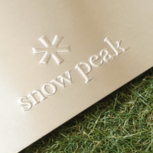 画像をギャラリービューアに読み込む, 【廃番・入手困難】スノーピーク（snowpeak） ウインドスクリーンロングセット CK-142 テーブル・チェア　アイアングリルテーブル　風防