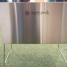 画像をギャラリービューアに読み込む, 美品  スノーピーク（snowpeak） ギガパワーツーバーナースタンダード GS-220 ストーブ・コンロ　卓上・IGTの2WAY設置可能　廃盤
