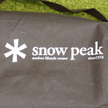 画像をギャラリービューアに読み込む, 新品同様  スノーピーク（snowpeak） ローチェアショートアイボリー LV-093IV テーブル・チェア　ロースタイル　人気