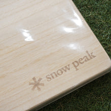 画像をギャラリービューアに読み込む, 未使用  スノーピーク（snowpeak） IGTマナイタ FES-215 調理器具　アイアングリルテーブル２ユニットサイズ　まな板　桐製　国内製造