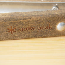 画像をギャラリービューアに読み込む, スノーピーク（snowpeak） 火ばさみ N-020 ストーブ・コンロ　キャンプ・バーベキュー　炭用薪用トング