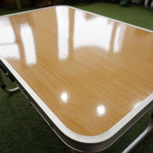 画像をギャラリービューアに読み込む, 美品  campman（キャンプマン） フォールディングテーブル 幅60cm奥行き40cm　高さ2段階　ロースタイル　ソロキャン　木目天板　テーブル・チェア