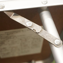 画像をギャラリービューアに読み込む, 美品  campman（キャンプマン） フォールディングテーブル 幅60cm奥行き40cm　高さ2段階　ロースタイル　ソロキャン　木目天板　テーブル・チェア