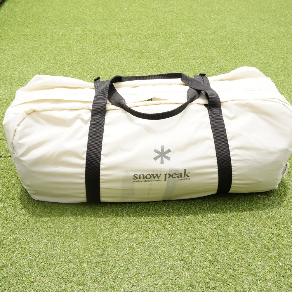 美品 スノーピーク（snowpeak） ランドステーションLアイボリー TP-821IV 大型タープ　6~8人用　人気商品 [7/28値下げ]
