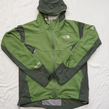 画像をギャラリービューアに読み込む, ザ・ノースフェイス（THE NORTH FACE） マウンテンパーカー FLIGHT SERIES トレイルラン 古着 グリーン メンズ サイズ/M
