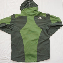 画像をギャラリービューアに読み込む, ザ・ノースフェイス（THE NORTH FACE） マウンテンパーカー FLIGHT SERIES トレイルラン 古着 グリーン メンズ サイズ/M