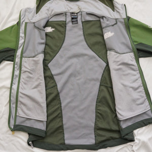 ザ・ノースフェイス（THE NORTH FACE） マウンテンパーカー FLIGHT SERIES トレイルラン 古着 グリーン メンズ サイズ/M