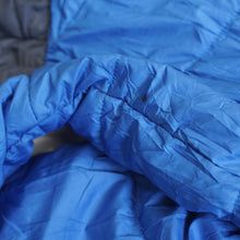画像をギャラリービューアに読み込む, ザ・ノースフェイス（THE NORTH FACE） 裏起毛切替ダウンジャケット 中綿ブルゾン 古着 ブルー×ネイビー ボーイズサイズ [送料無料]