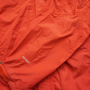 ザ・ノースフェイス【THE NORTH FACE】 マウンテンパーカー HYVENT ブルゾン
 レッド メンズ