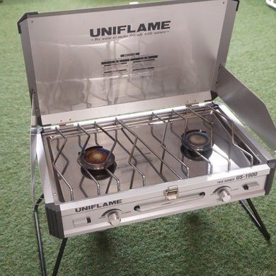 【点火確認済】美品 ユニフレーム（UNIFLAME） ツインバーナー US-1900 焚火台・バーナー　ツーバーナー　コンロ