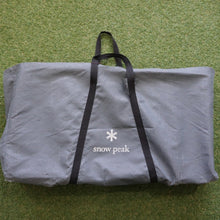 画像をギャラリービューアに読み込む, 美品 スノーピーク（snowpeak） ジカロテーブル ST-050 テーブル・チェア　焚き火テーブル　地上高40cm　耐久性抜群　焚火台を囲むテーブル [10/2値下げ]