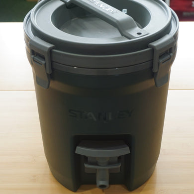スタンレー（STANLEY） ウォータージャグ　3.8ℓ キッチンツール　水分補給　保冷