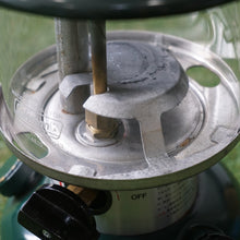 画像をギャラリービューアに読み込む, 美品 コールマン（Coleman） ワンマントルガソリンランタン286A ランタン・ライト　ホワイトガソリン　ロングライフデザイン賞