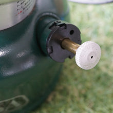 画像をギャラリービューアに読み込む, 美品 コールマン（Coleman） ワンマントルガソリンランタン286A ランタン・ライト　ホワイトガソリン　ロングライフデザイン賞