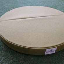 画像をギャラリービューアに読み込む, 美品 スノーピーク（snowpeak） ラウンジクッション TM-096GR フィールドギア　グラウンドスタイル　お座敷　座布団　二つ折り