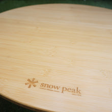 画像をギャラリービューアに読み込む, 美品 スノーピーク（snowpeak） ワンアクションちゃぶ台竹M LV-071T テーブル・チェア　ローテーブル　折りたたみテーブル　ご家庭でも活躍 [10/27値下げ]