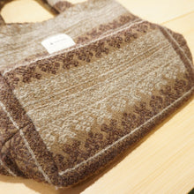 画像をギャラリービューアに読み込む, 美品 スノーピーク（snowpeak）Shetland Cotton JQ Tote Bag シェットランドウール ジャガード UO-AC-20AU008 ブラウン　トートバック　天然素材 [送料無料]