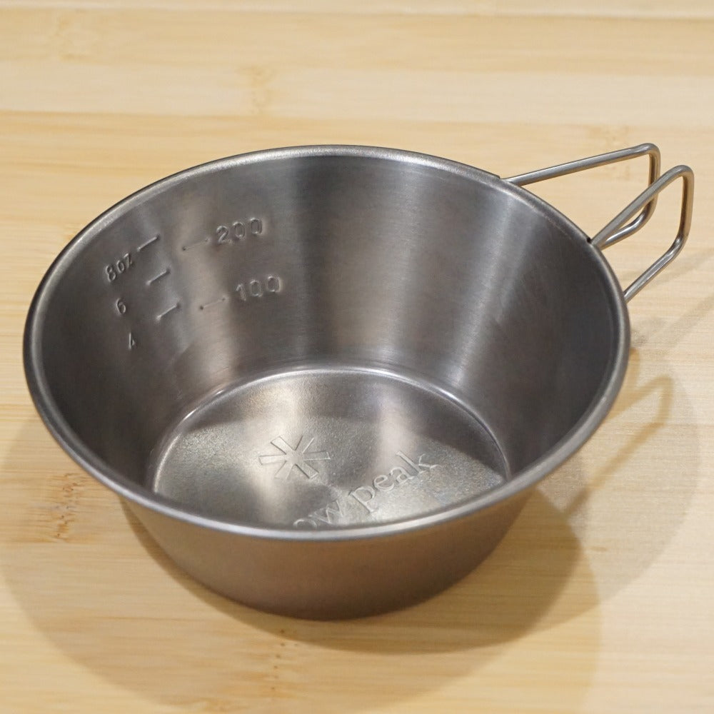 美品 スノーピーク（snow peak） チタン シェラカップ E-104 テーブルウェア 軽量　チタン製　カップ　登山やキャンプに最適 [送料無料] [12/2値下げ]