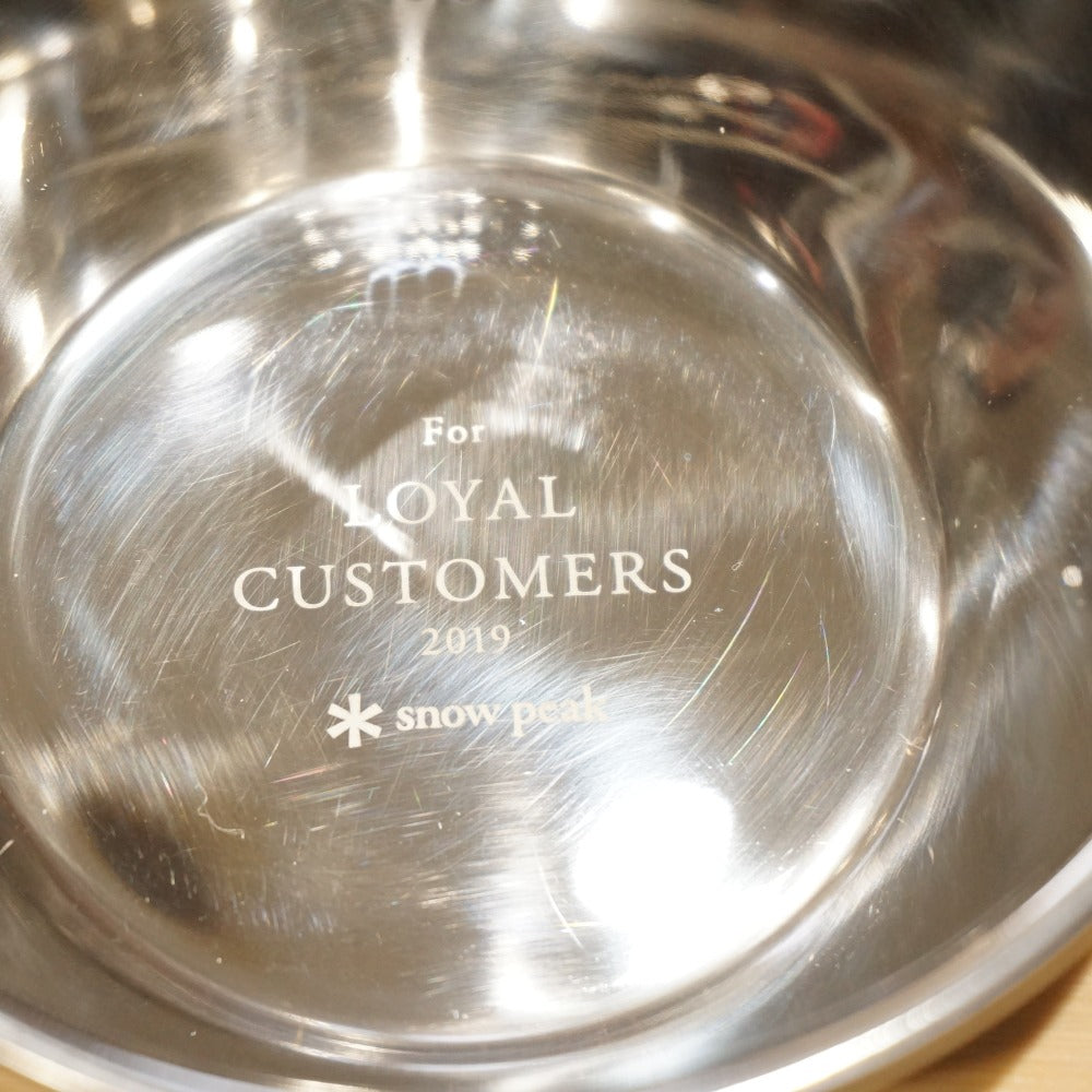 美品 スノーピーク（snow peak） ミラーポリッシュシェラカップ　2019 forロイヤルカスタマー バックパッカーズカップ テーブルウェア 記念品・非売品 [送料無料]