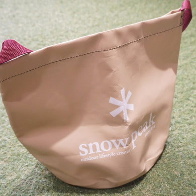 スノーピーク（snowpeak） キャンプバケツ FP-152 バッグ＆コンテナー　折り畳み　PVCナイロン　水遊び　水汲み　食器収納  [1/5値下げ]