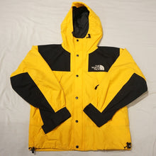 画像をギャラリービューアに読み込む, 美品 ザ・ノースフェイス（THE NORTH FACE） マウンテンパーカー　90年代　イエロー　GORE-TEX NP-2188 ジャケット 古着  メンズ サイズ/L [送料無料]