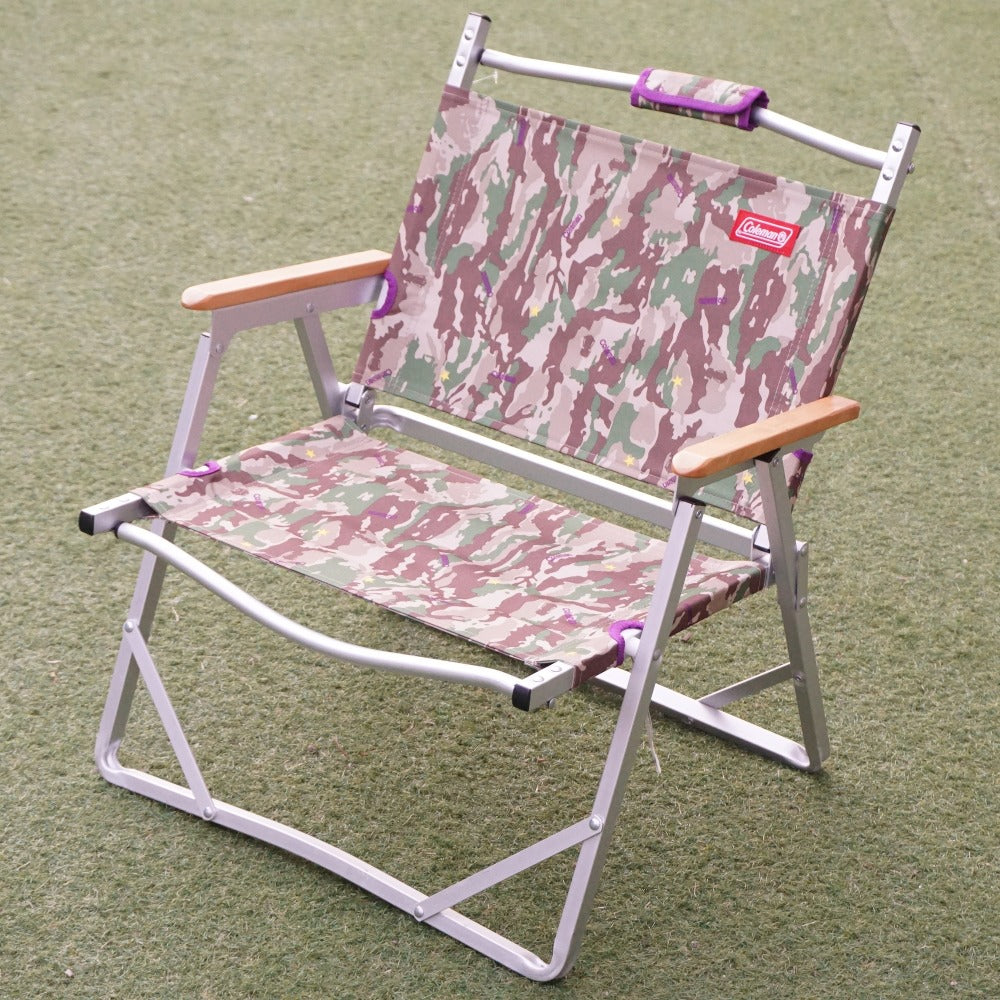 美品 コールマン（Coleman） コンパクトフォールディングチェア　カモ柄 2000010507 テーブル・チェア　ローチェア　アウトドアチェア [送料無料]