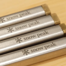 画像をギャラリービューアに読み込む, 美品 スノーピーク（snow peak） 和武器L　2セット SCT-111 テーブルウェア　食器　カトラリー　箸　二分割　収納袋付き [送料無料]