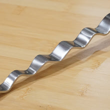 画像をギャラリービューアに読み込む, 新品同様 ユニフレーム（UNIFLAM） ウェ～ブフォーク 662182 テーブルウェア　フォーク　カトラリー　ウェーブがズレ落ちを防止　鍋と蓋の隙間にもフィット [送料無料] [12/2値下げ]