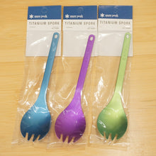 画像をギャラリービューアに読み込む, 未使用 スノーピーク（snow peak） TITANIUM SPORK3色セット SCT-004BL/PR/GR テーブルウェア  チタン先割れスプーン 海外限定色 ブルー/パープル/グリーン [送料無料]