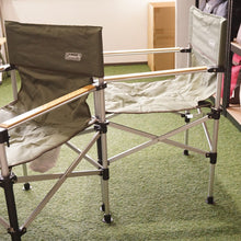 画像をギャラリービューアに読み込む, 美品 コールマン（Coleman） 2WAYキャプテンチェア　2脚セット 2000031281 テーブル・チェア グリーン　ディレクターズチェア　ローチェアにも [送料無料]